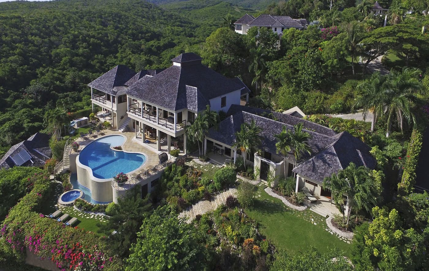Indigo Villa — luxury villa photo 1