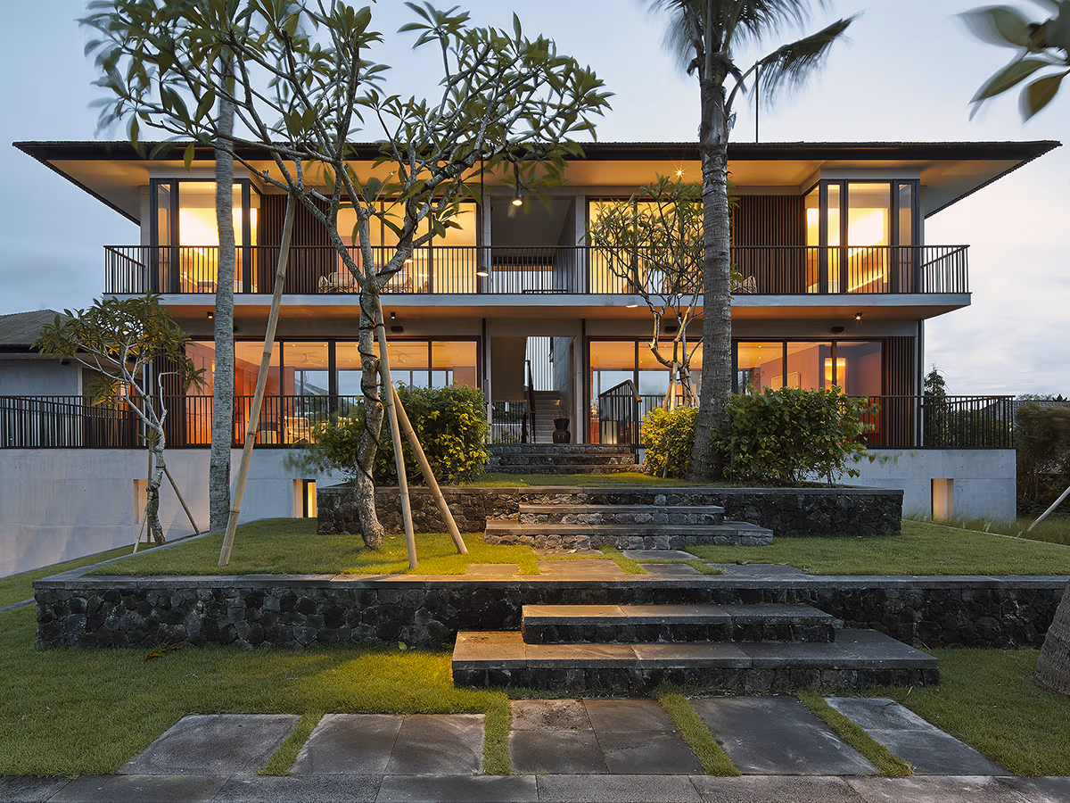Arnalaya Beach House — luxury villa photo 1