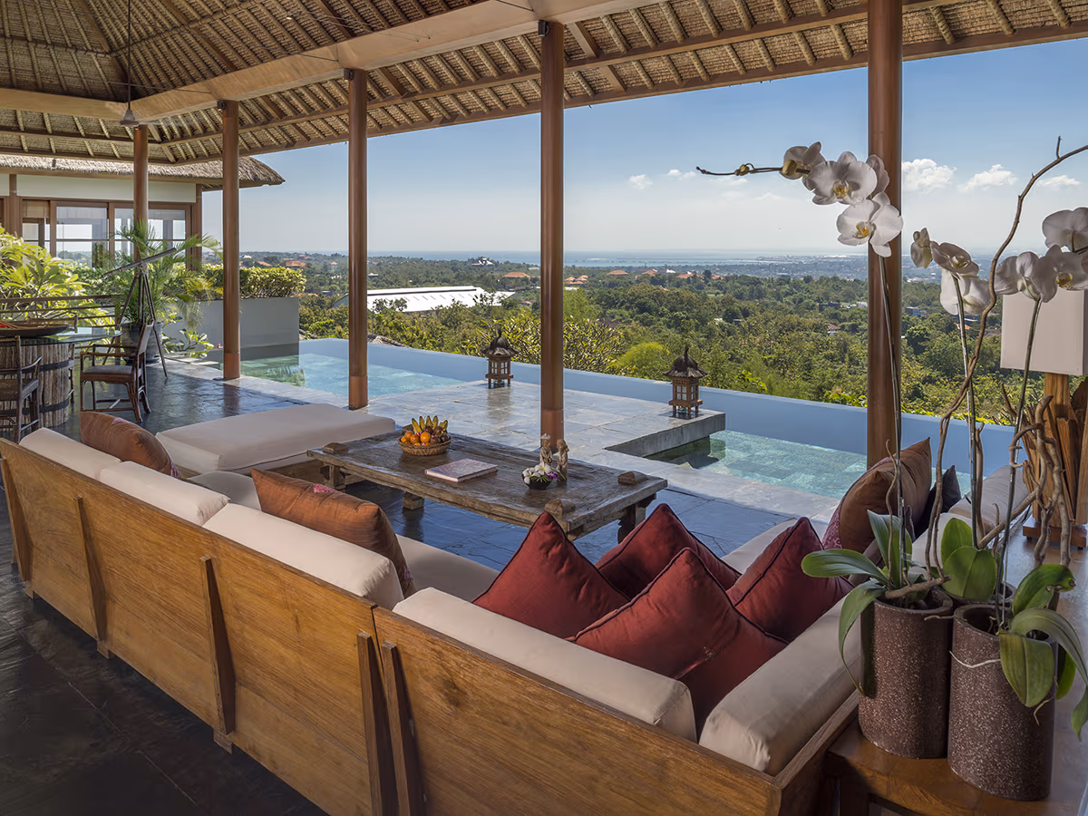 The Longhouse — luxury villa photo 1