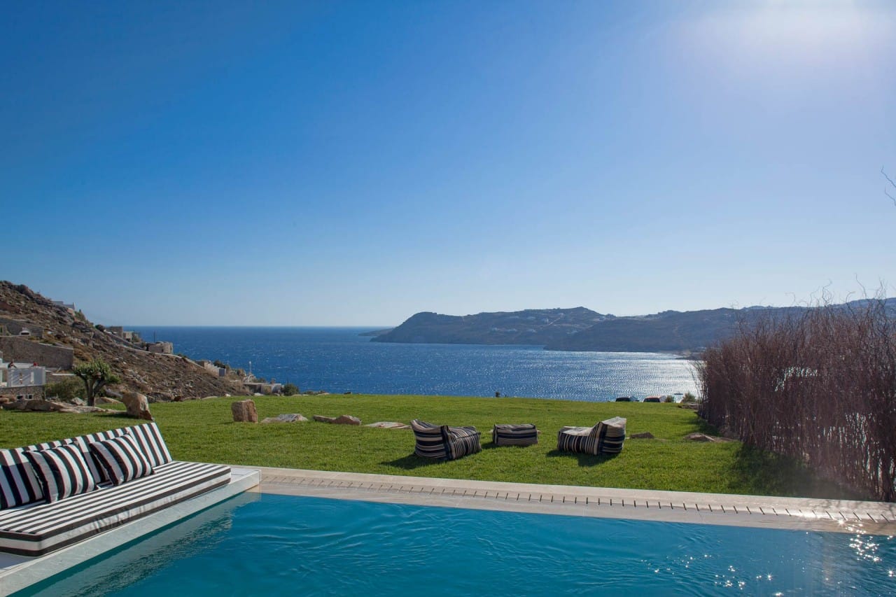 Myconian Super Paradise Villa - Image 1