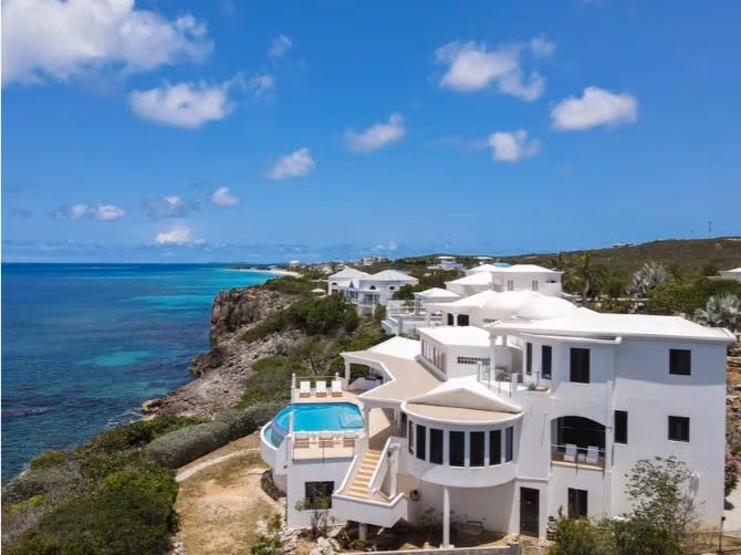 SandCastle Pointe Villa — luxury villa photo 1