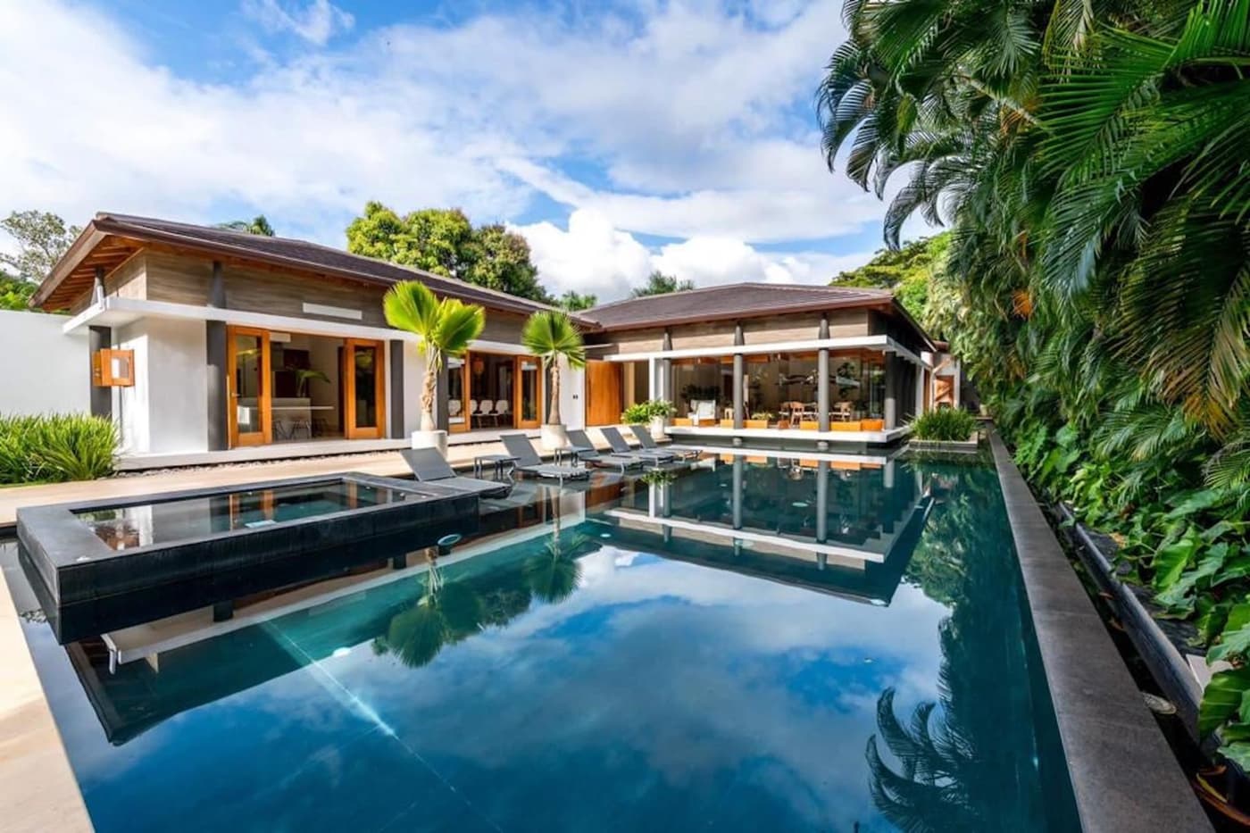 Villa Sky — luxury villa photo 1