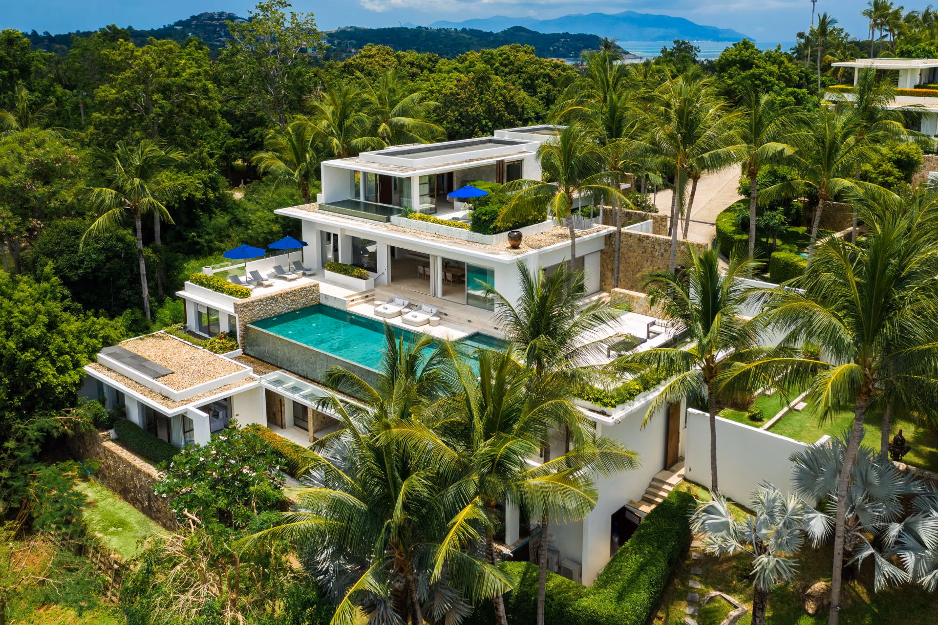 Samujana Villa 10 — luxury villa photo 1