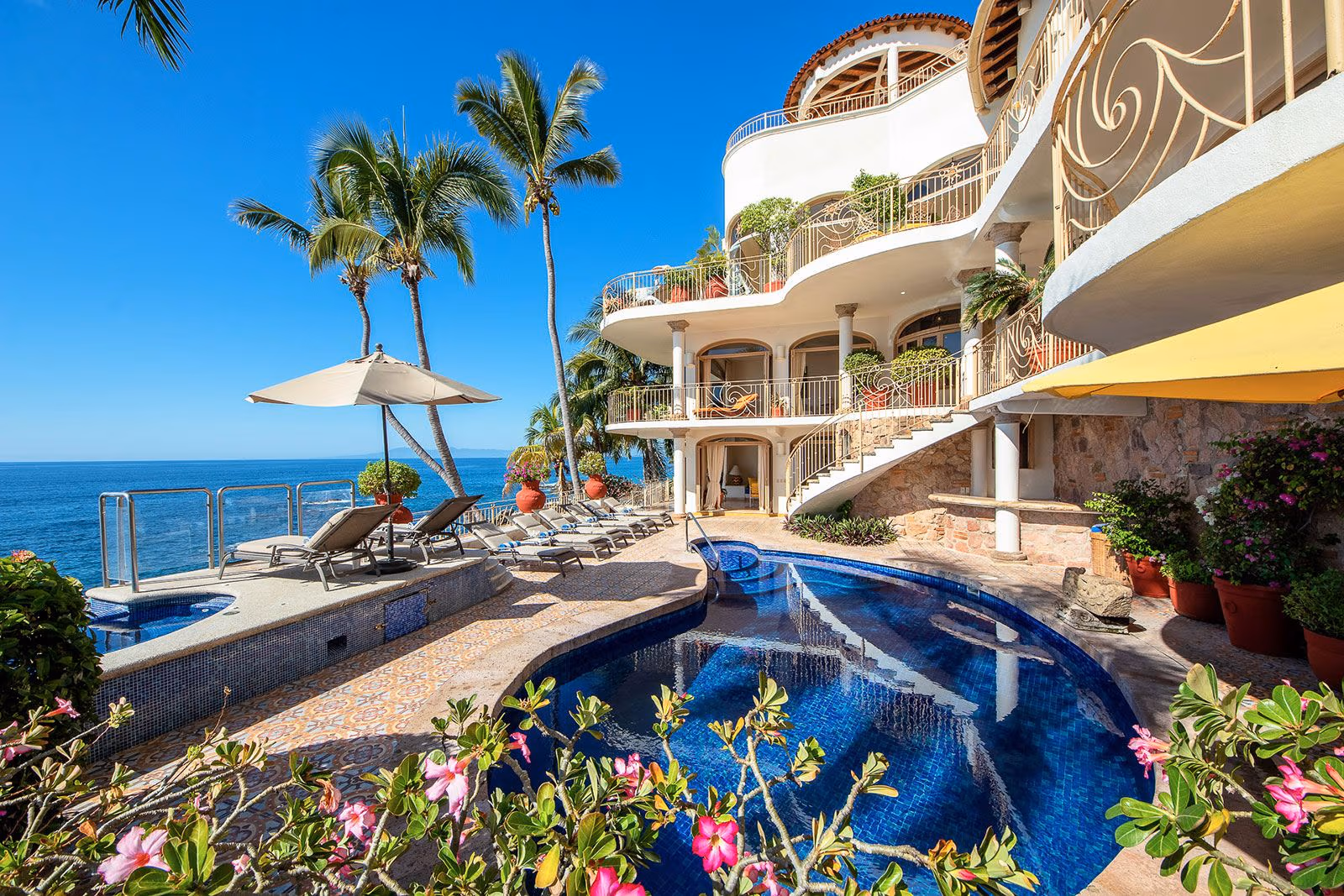 Casa Buena Vida — luxury villa photo 1