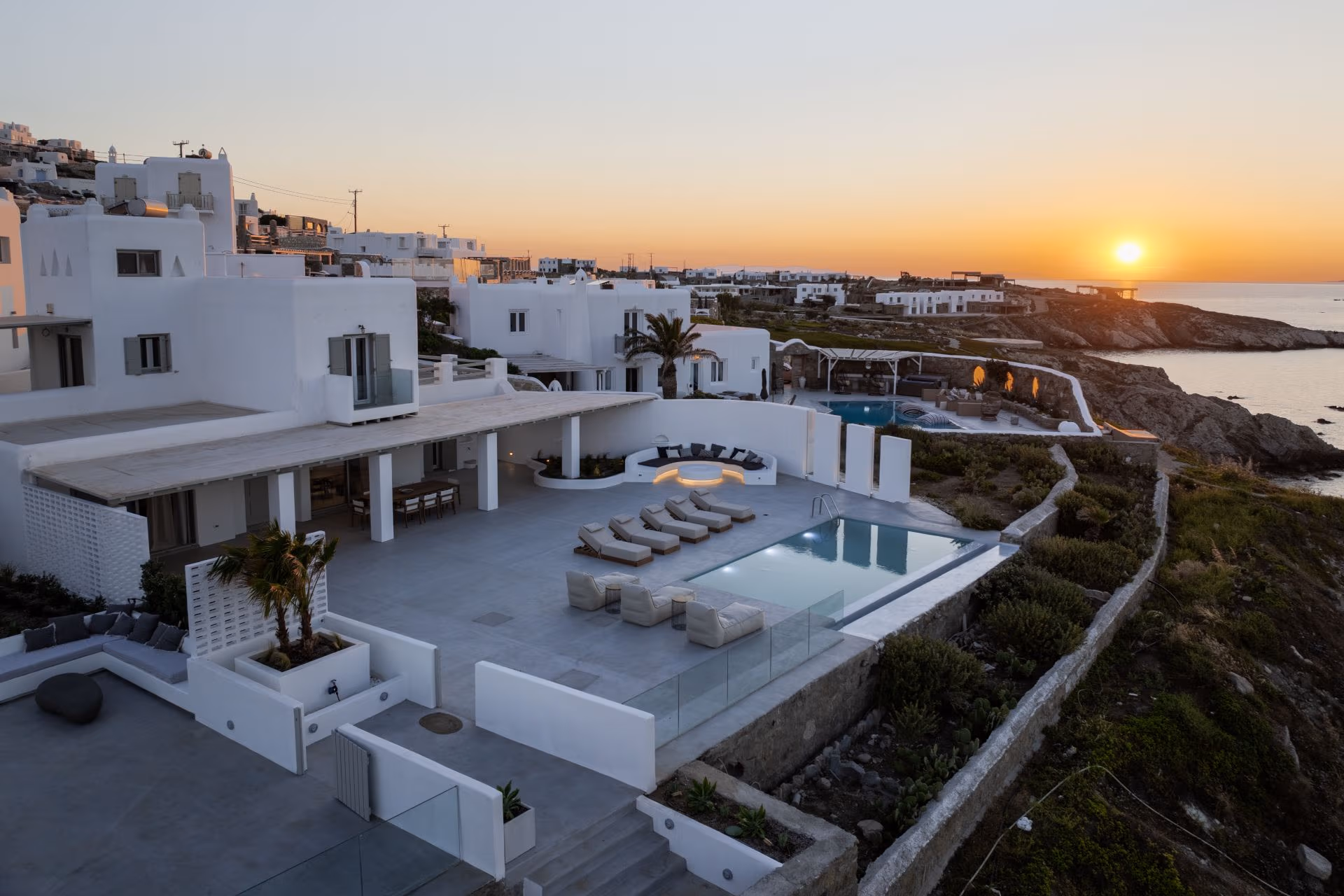 Villa Mayfair — luxury villa photo 1