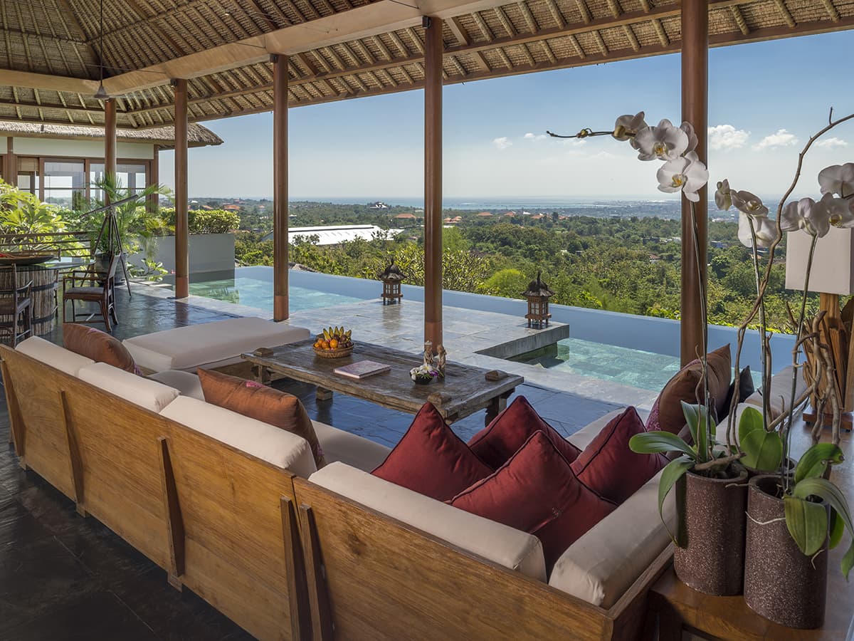 The Longhouse — luxury villa photo 1