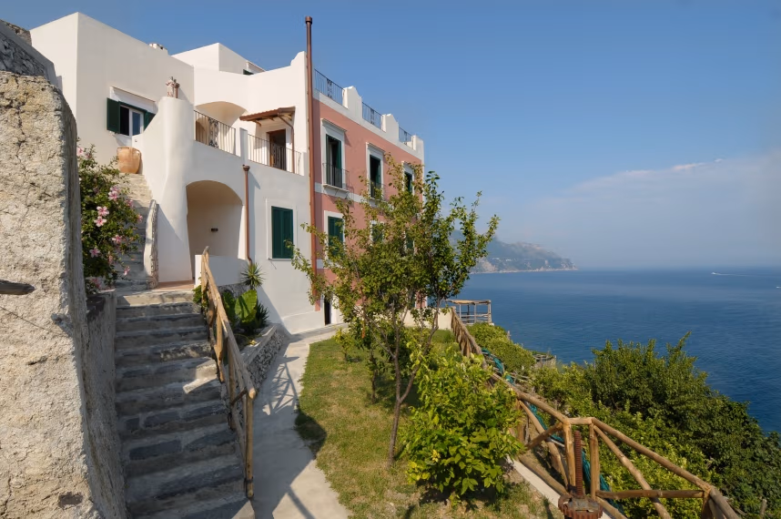 Villa Luna — luxury villa photo 1