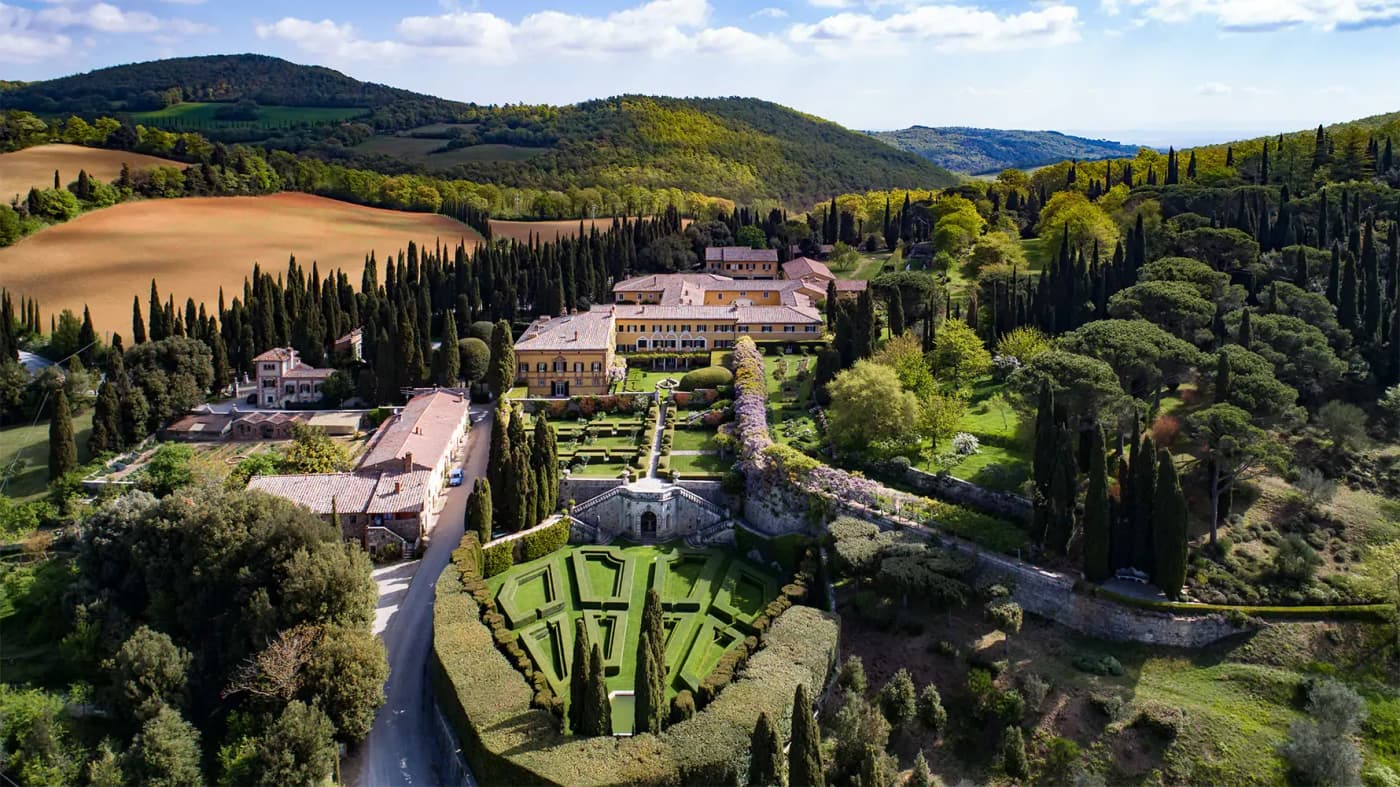 Villa La Foce — luxury villa photo 1