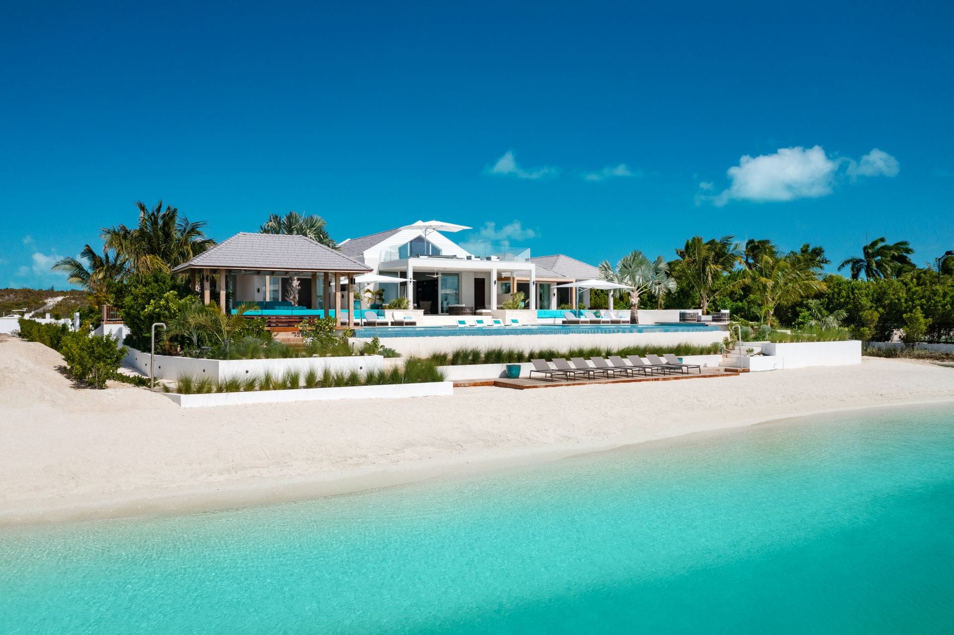 Emerald Bay — luxury villa photo 1