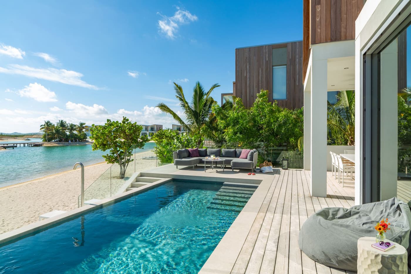 South Bank Lagoon Villas 6BDR — luxury villa photo 1
