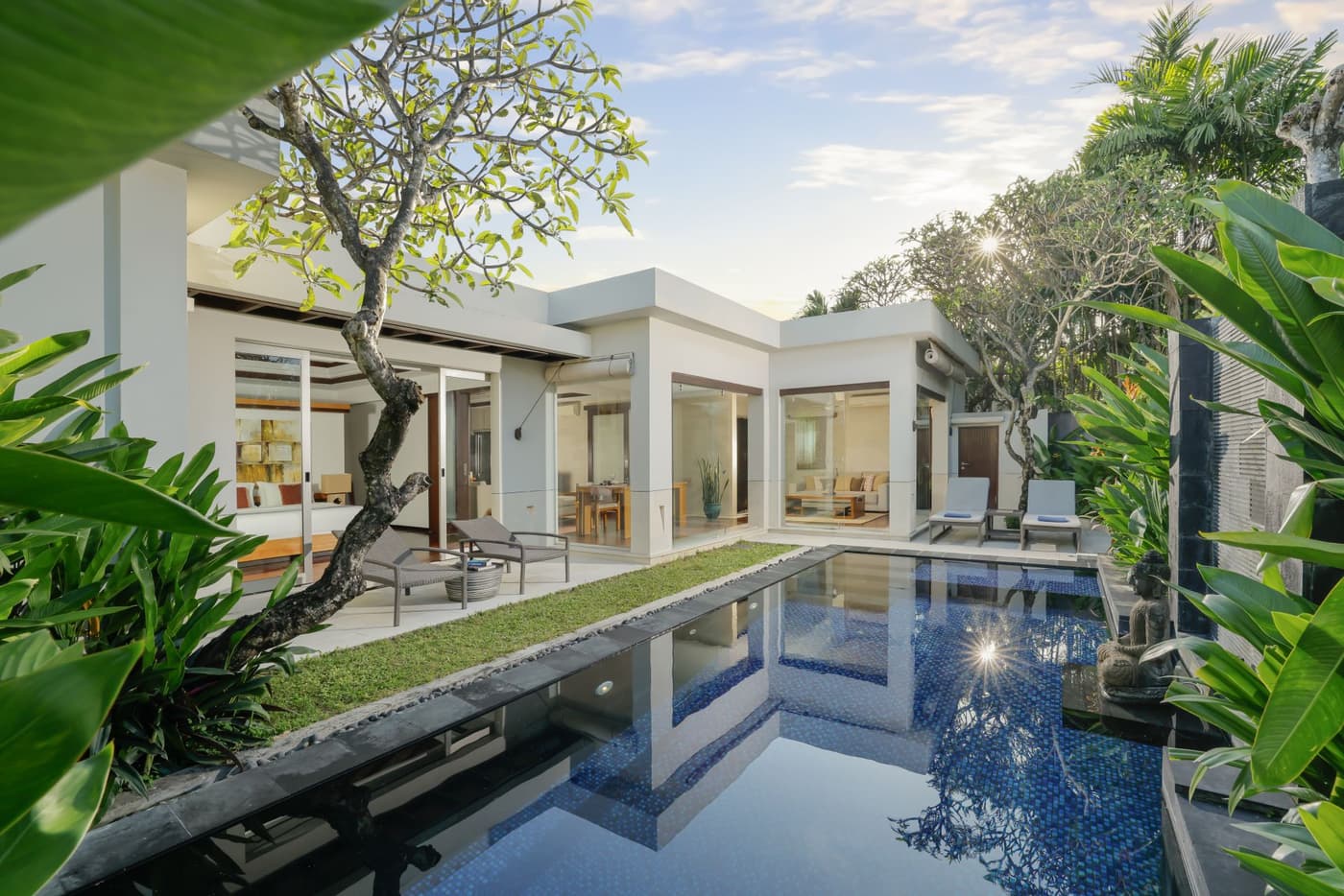 Jimbaran Bay Villas 3BR — luxury villa photo 1