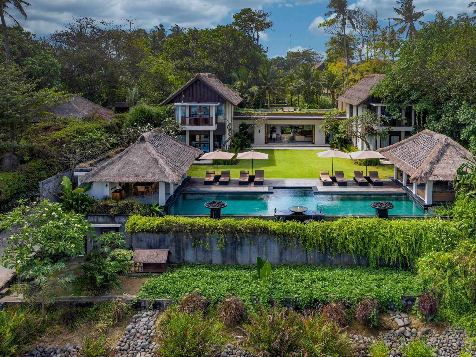 Tanah Lot Villa Rentals